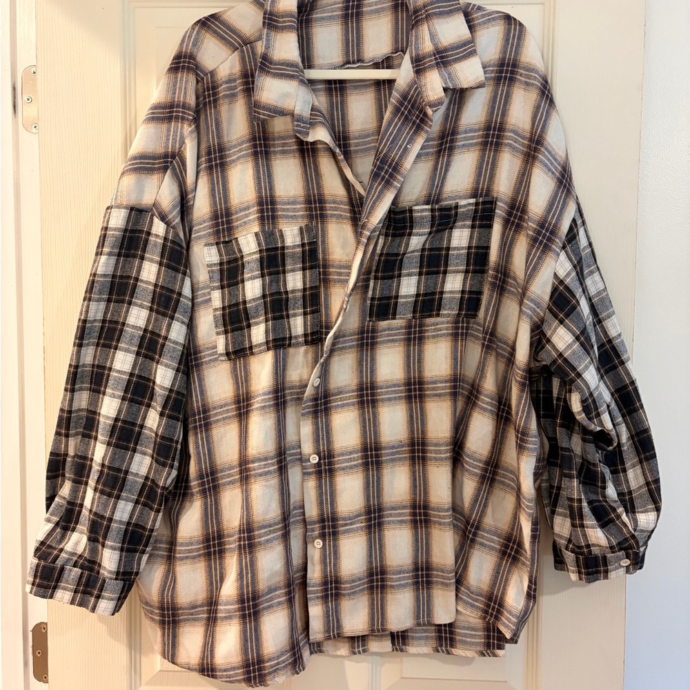Boohoo Women’s Oversized Plaid Button Down Shirt Flannel Lightweight Size 24